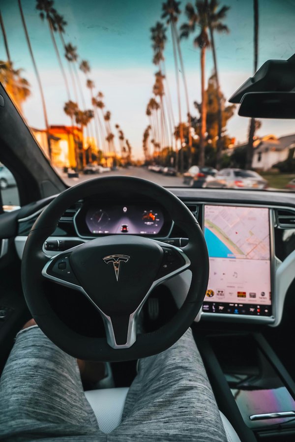 Les innovations captivantes du tesla cybercab à découvrir